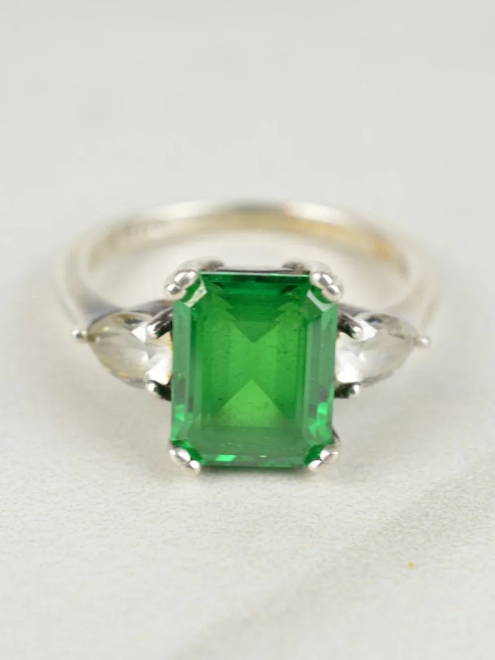 Diamonique QVC 925 Sterling Silver Simulated Emerald Three Stone CZ Ring 7.5
